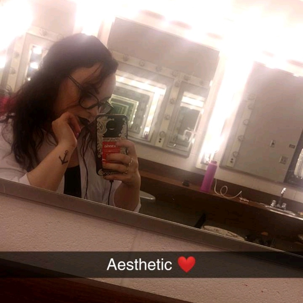 Meet your Posher, Victoria